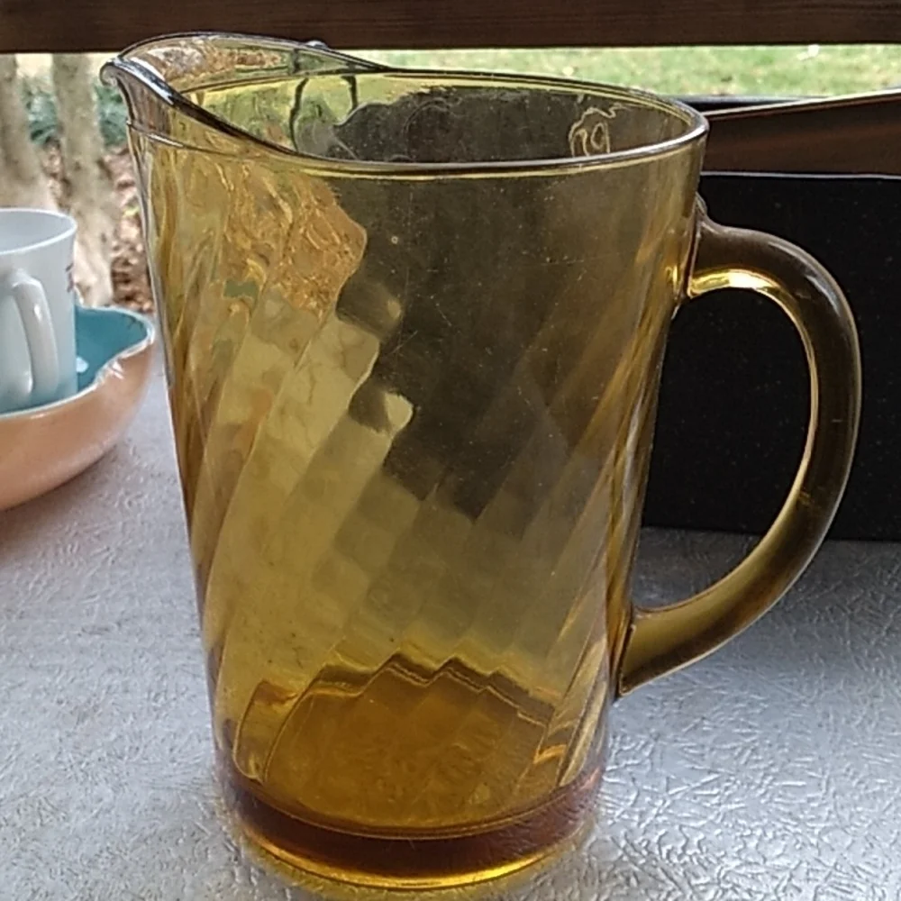 Vintage 1970s amber gold tea pitcher